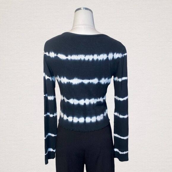 NWT Dickies Womens Black Tie Dye Long Sleeve Cropped T-Shirt Size Large - Picture 6 of 9